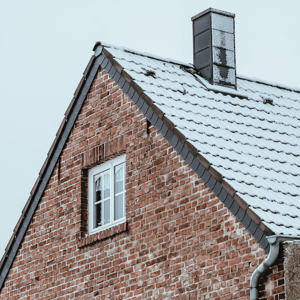 Яким має бути димохід для каміна або печі на дровах