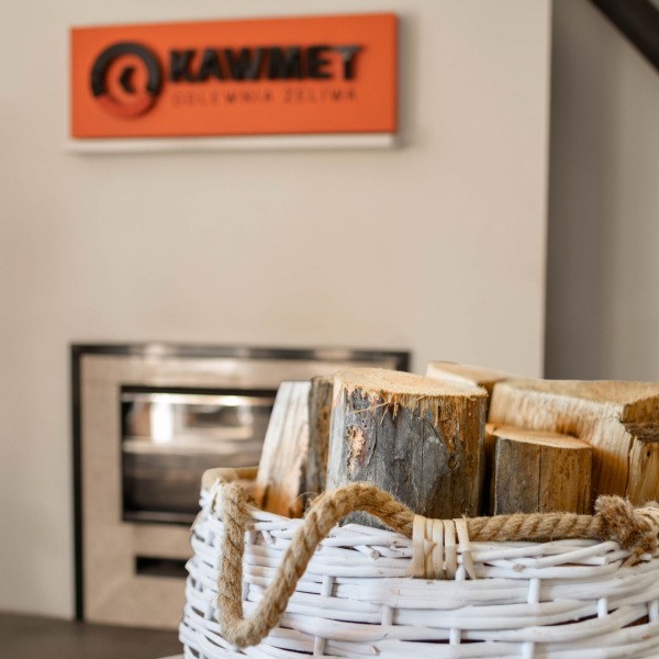 Секрети правильного зберігання дров: як підвищити ефективність топки